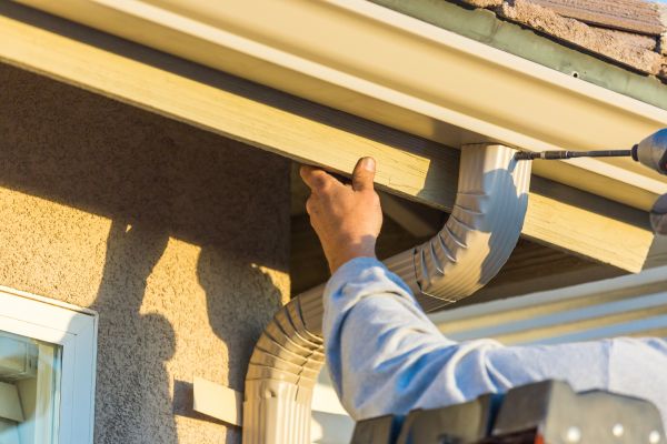 Cost of Aluminum Rain Gutter Service in Cabot